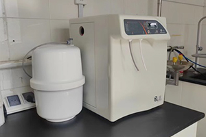 实验室纯水机的PH值超过标准后应该如何调整？