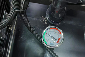 纯水机常用的三种水箱充氮气方法